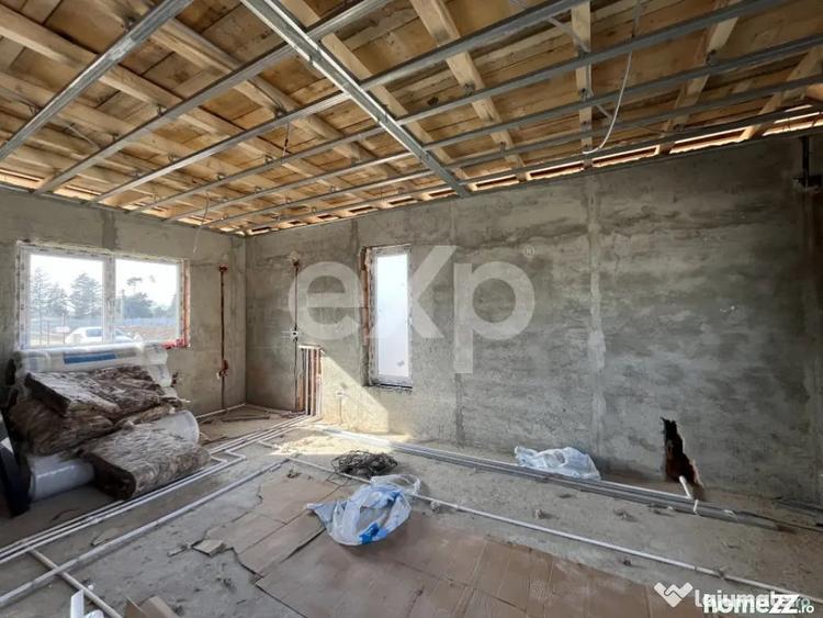 Casă cu 3 camere cu Teren 275 Mp în Crevedia