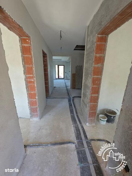 Casă cu 3 camere cu Teren 465 Mp în Burdea