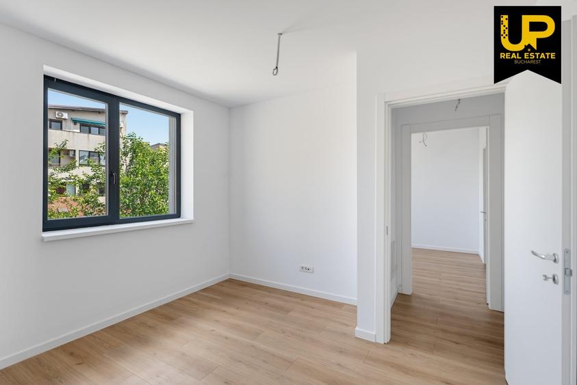 Apartament cu 4 camere semidecomandat în Ultracentral