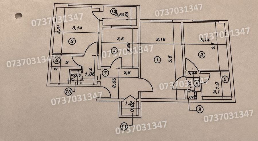 Apartament cu 3 camere semidecomandat în Gorjului
