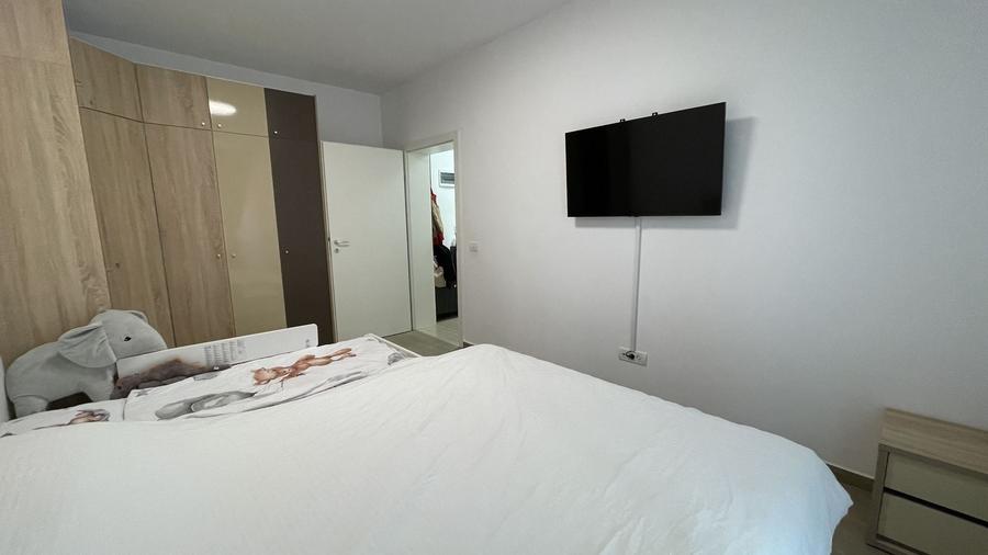 Apartament cu 2 camere decomandat, mobilat în Dumbrăvița
