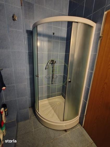 Apartament cu 3 camere decomandat, mobilat în Ștrand