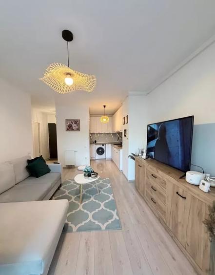Apartament cu 2 camere semidecomandat, mobilat în Sopor