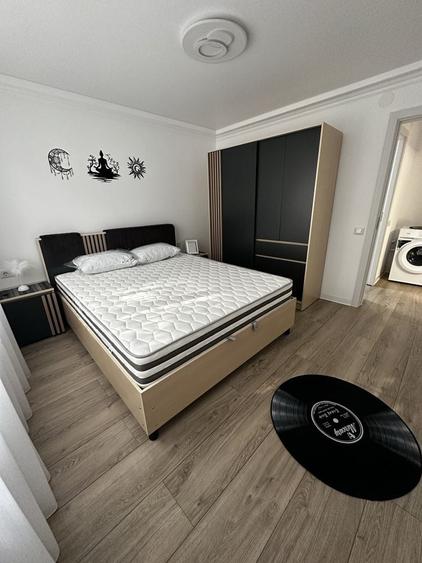 Vand ap. 2 camere, parter, impecabil, la cheie - 5