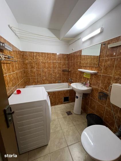 Apartament cu 2 camere decomandat în Tomis Nord