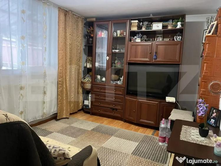 Casă cu 4 camere cu Teren 800 Mp în Vânători