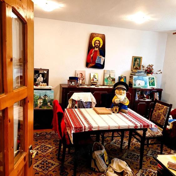 Casă cu 4 camere cu Teren 3400 Mp în Bălăbănești