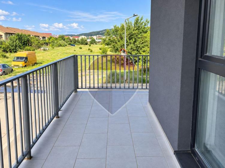 Apartament cu 2 camere semidecomandat în Florești