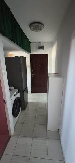 Apartament cu 2 camere nedecomandat în 1 Mai