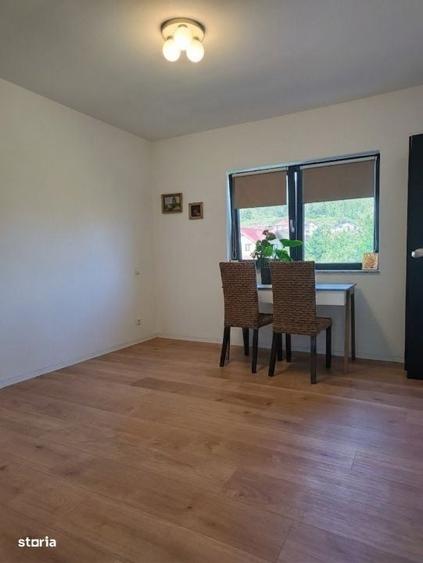 Casă cu 4 camere în Juc-Herghelie