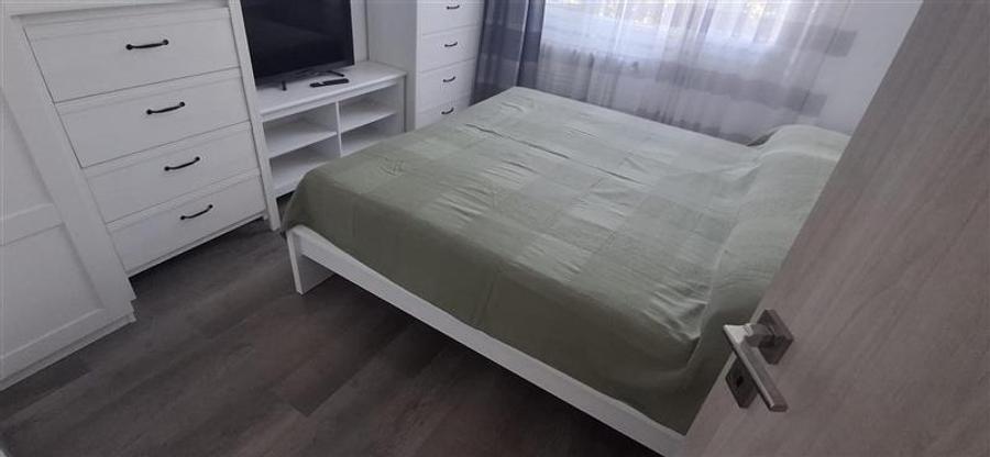 Apartament cu 4 camere decomandat în Brâncoveanu