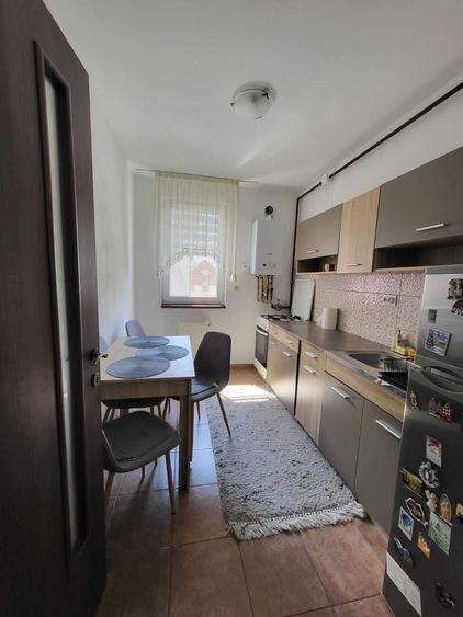 Apartament cu o camera de inchiriat - 3