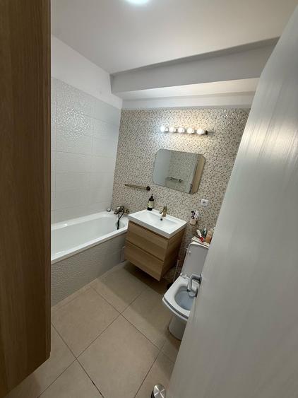 Apartament cu 3 camere decomandat în Chiajna