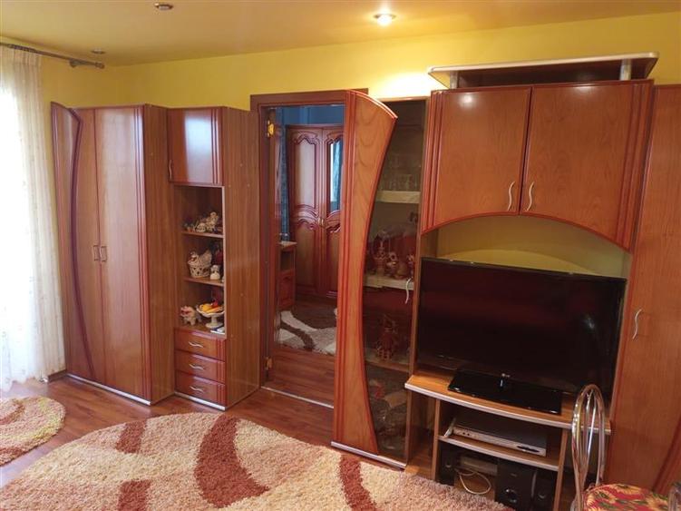 Apartament cu 2 camere nedecomandat, mobilat în Ultracentral