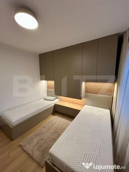 Apartament cu 3 camere semidecomandat în Gruia