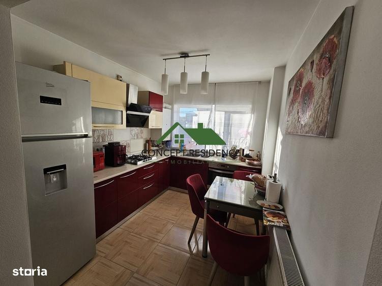 Casă cu 3 camere în Colțirea