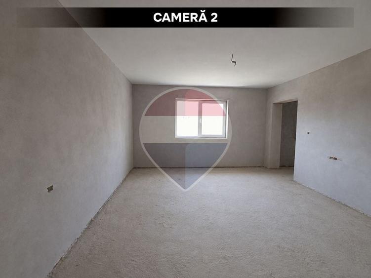 Casă individuală cu 5 camere cu Teren 1850 Mp în Ciocotiș