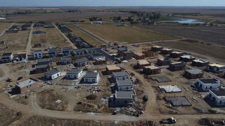 Casă individuală cu 3 camere cu Canalizare în Berceni