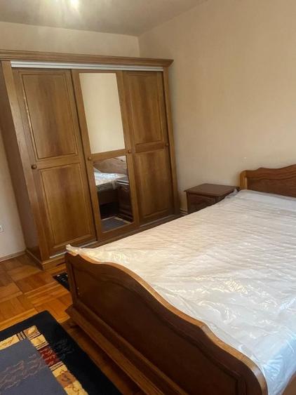Apartament cu 2 camere decomandat în Barieră