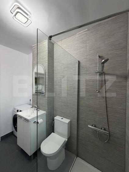 Apartament cu 3 camere semidecomandat, mobilat în Chinteni