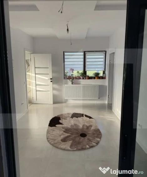 Casă cu 2 camere cu Teren 650 Mp în Central
