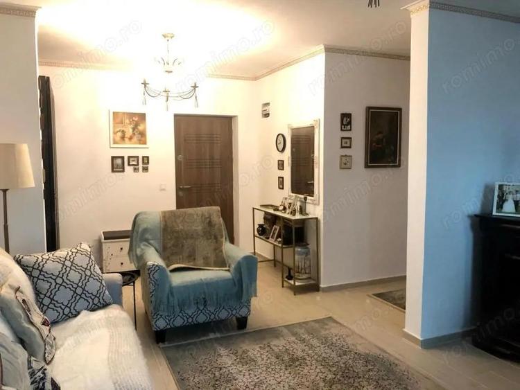 Apartament cu 2 camere decomandat, mobilat în Craiovița Nouă