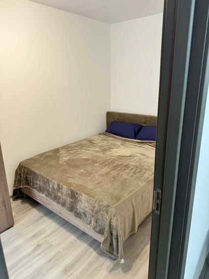 Apartament cu 2 camere semidecomandat în Craiovița Nouă