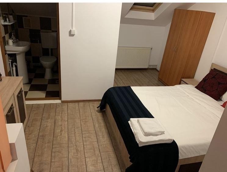 Casă cu 4 camere în Central