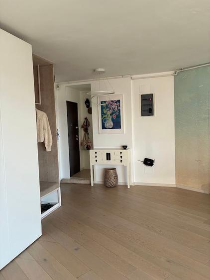Apartament cu 4 camere circular în Parcul Circului