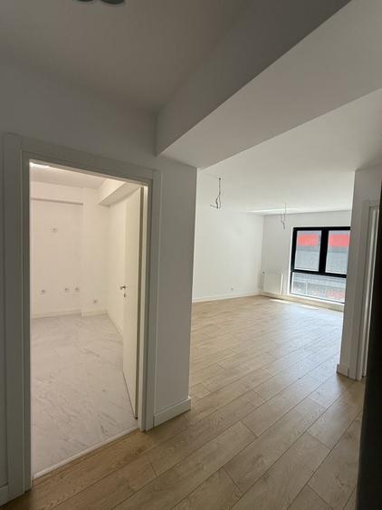 Apartament cu 3 camere decomandat în Herăstrău