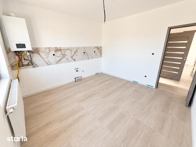 Casă cu 3 camere cu Teren 350 Mp în Podu Roș