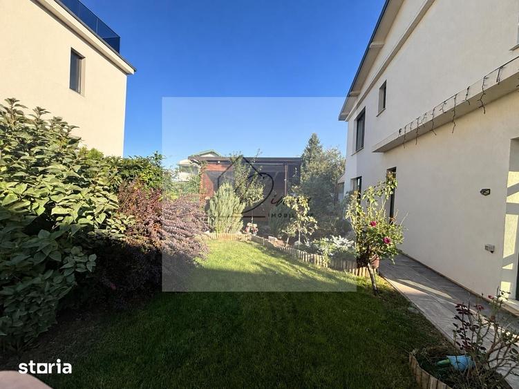 Casă cu 5 camere cu Teren 560 Mp în Corbeanca
