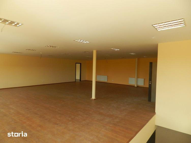 Spațiu comercial, de 686 mp, în Mogoșoaia