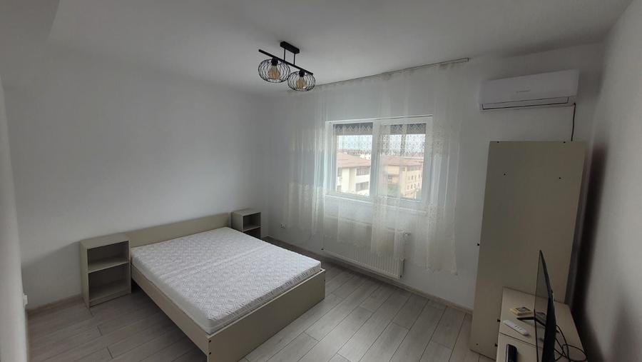 Apartament cu 2 camere decomandat în Peșteana de Jos