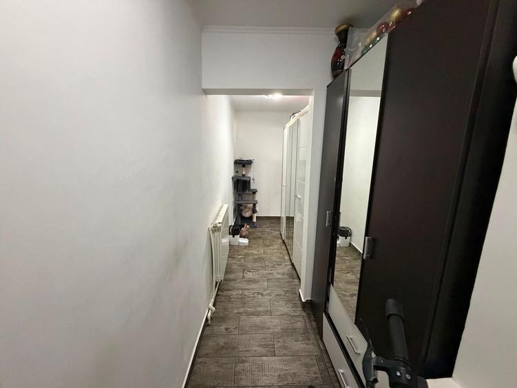 Apartament cu 2 camere decomandat, mobilat în Poarta 6