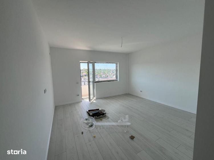 Apartament cu 2 camere decomandat în Bârnova