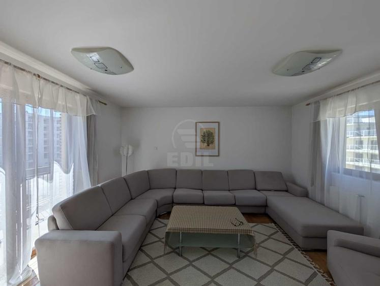 Apartament de o camera, zona Porii numerele mici ! - 2