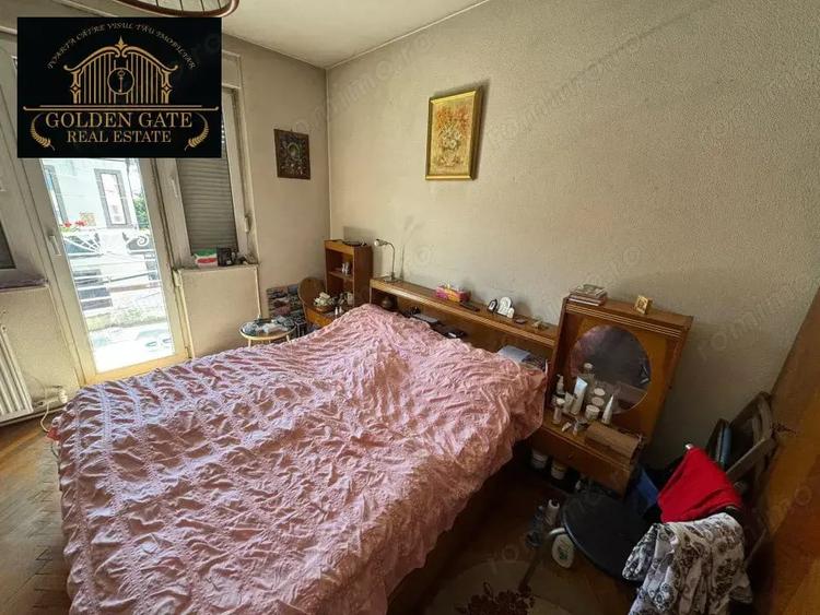Casă cu 10 camere cu Centrală Termică în Moșilor
