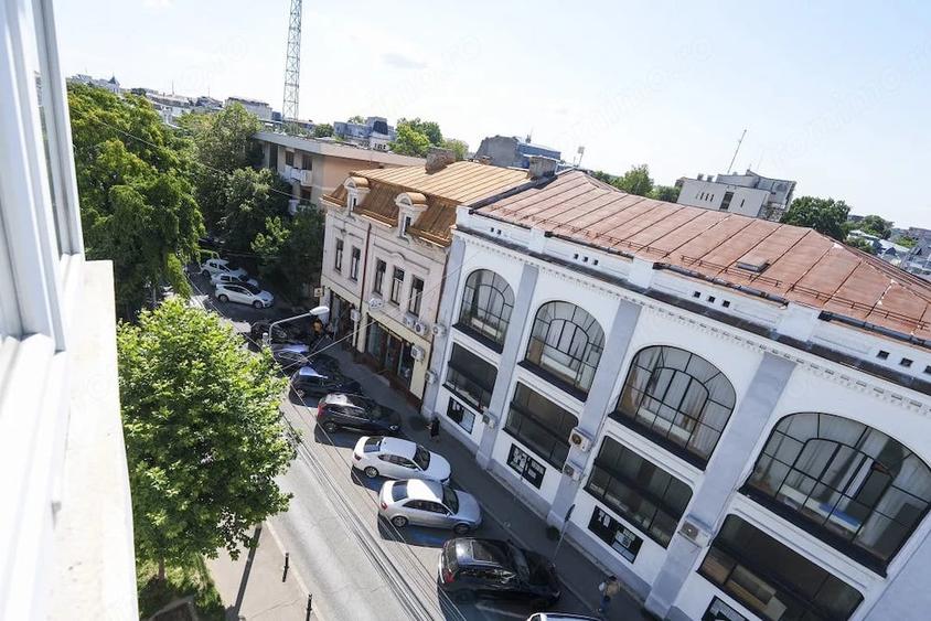 Apartament cu 2 camere decomandat în Ultracentral