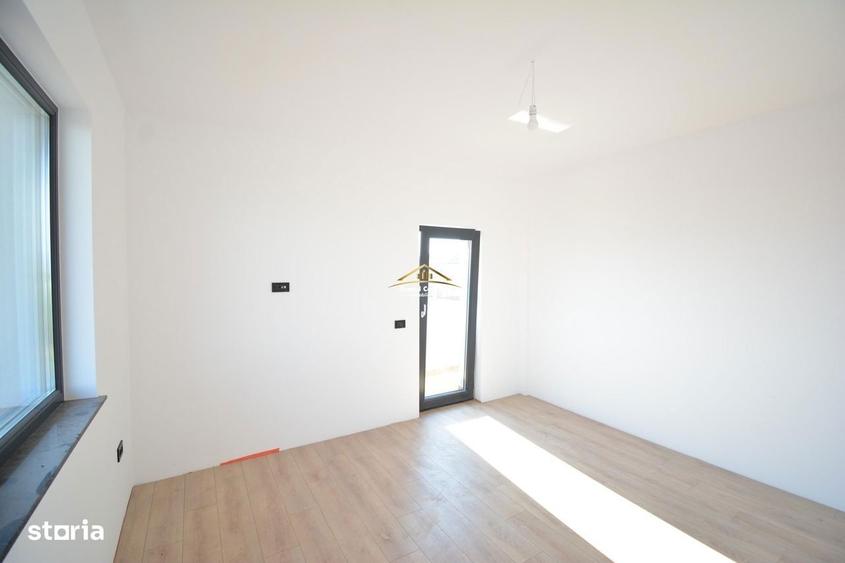 Casă cu 4 camere cu Teren 644 Mp în Central