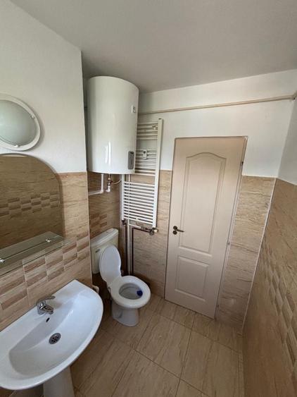 Inchiriez apartament 2 camere Brazda - 8