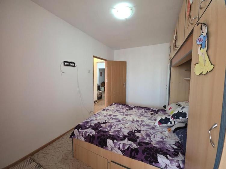 Apartament cu 3 camere în Militari