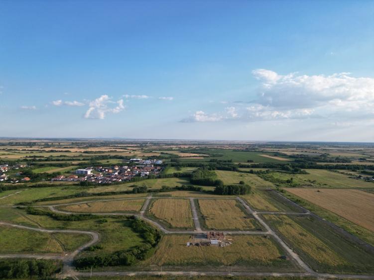 Teren Construcții intravilan de 824 mp, în Moșnița Nouă