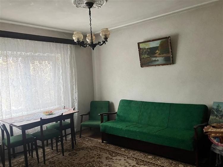 Casă cu 5 camere cu Teren 931 Mp în Movileni