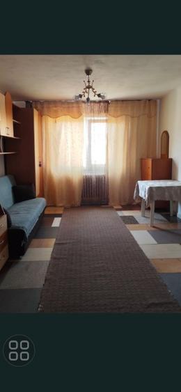 Garsonieră semidecomandată în Florilor