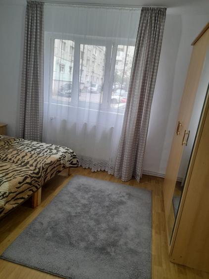 Apartament de inchiriat - 1