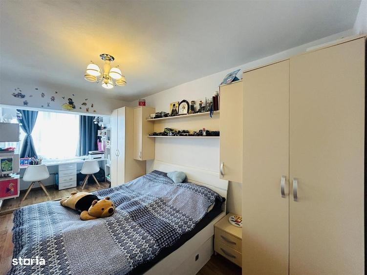 Apartament cu 3 camere în Turnișor