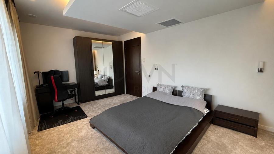 Apartament cu 4 camere decomandat, mobilat în Iancu Nicolae