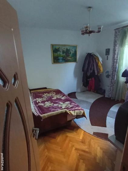 Apartament cu 2 camere decomandat în Gara de Nord