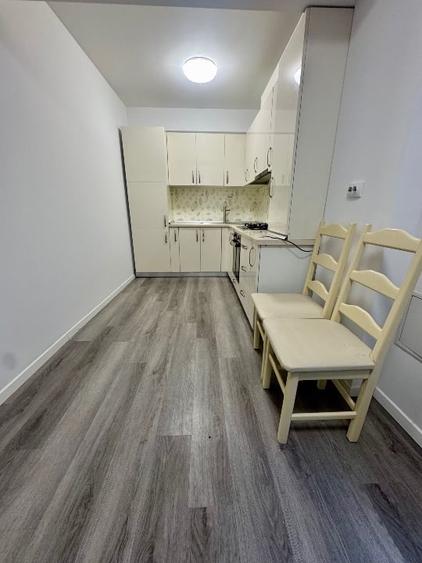 Apartament cu 3 camere decomandat, mobilat în Tudor Vladimirescu